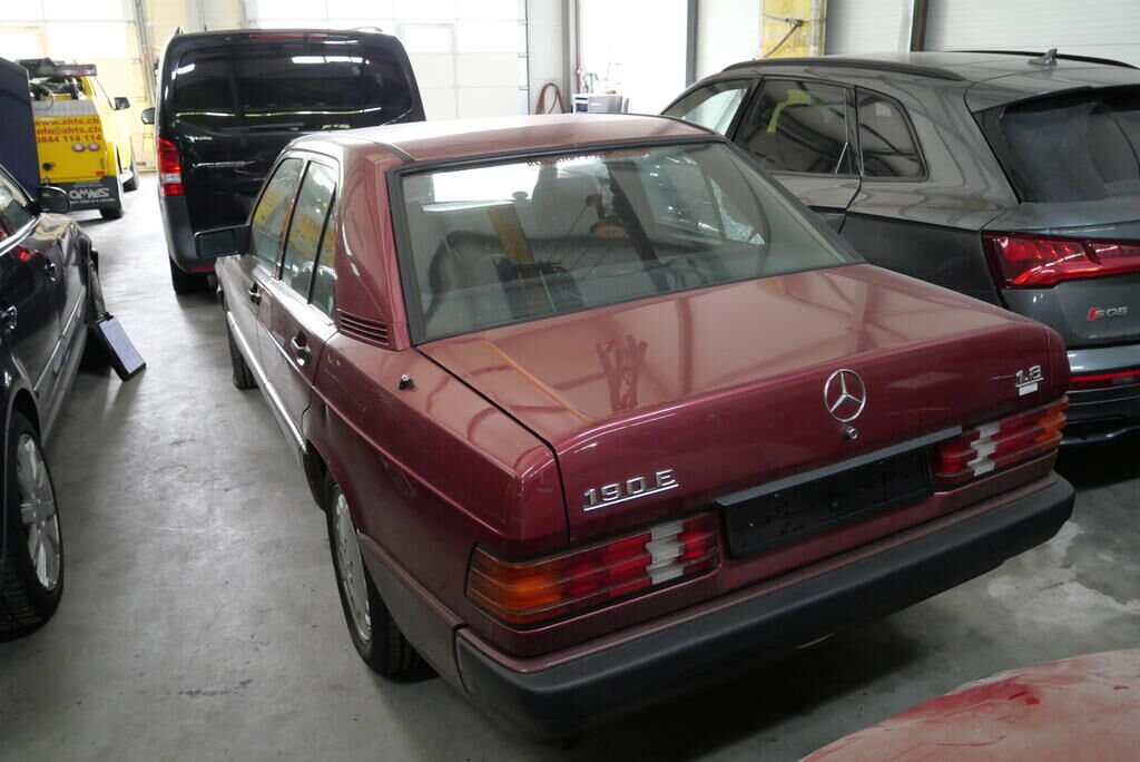 Mercedes-Benz 190E 1.8