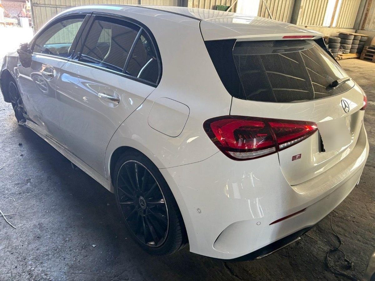 MERCEDES-BENZ A-KLASSE BENZIN W177 Mod. 2018- A 250 AMG Line 4Matic, 224 HP