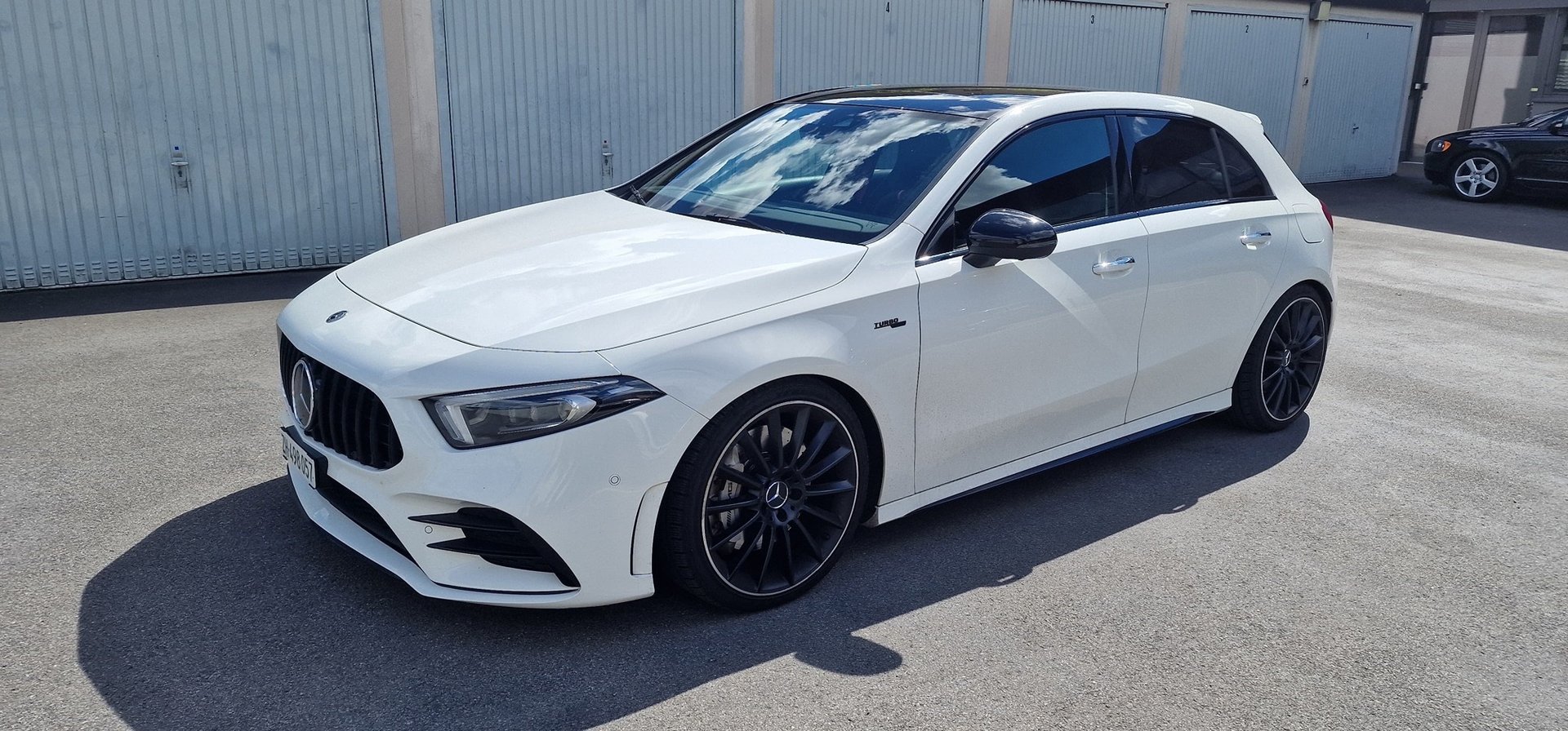 MERCEDES-BENZ AMG A 35