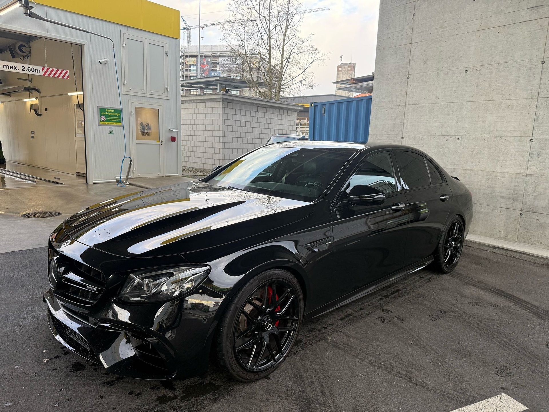 MERCEDES-BENZ AMG E 63 S