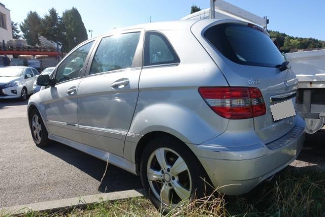 MERCEDES-BENZ B 180 CDI