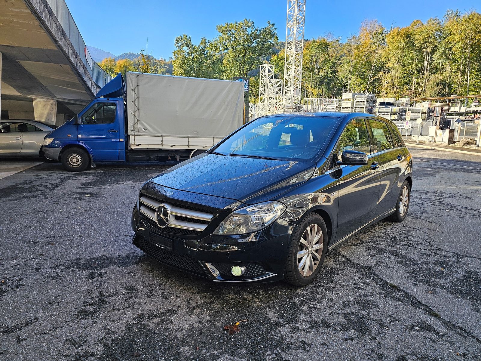 MERCEDES-BENZ B 200