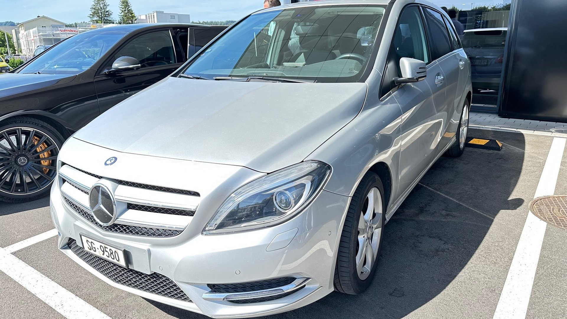 MERCEDES-BENZ B 220 4m