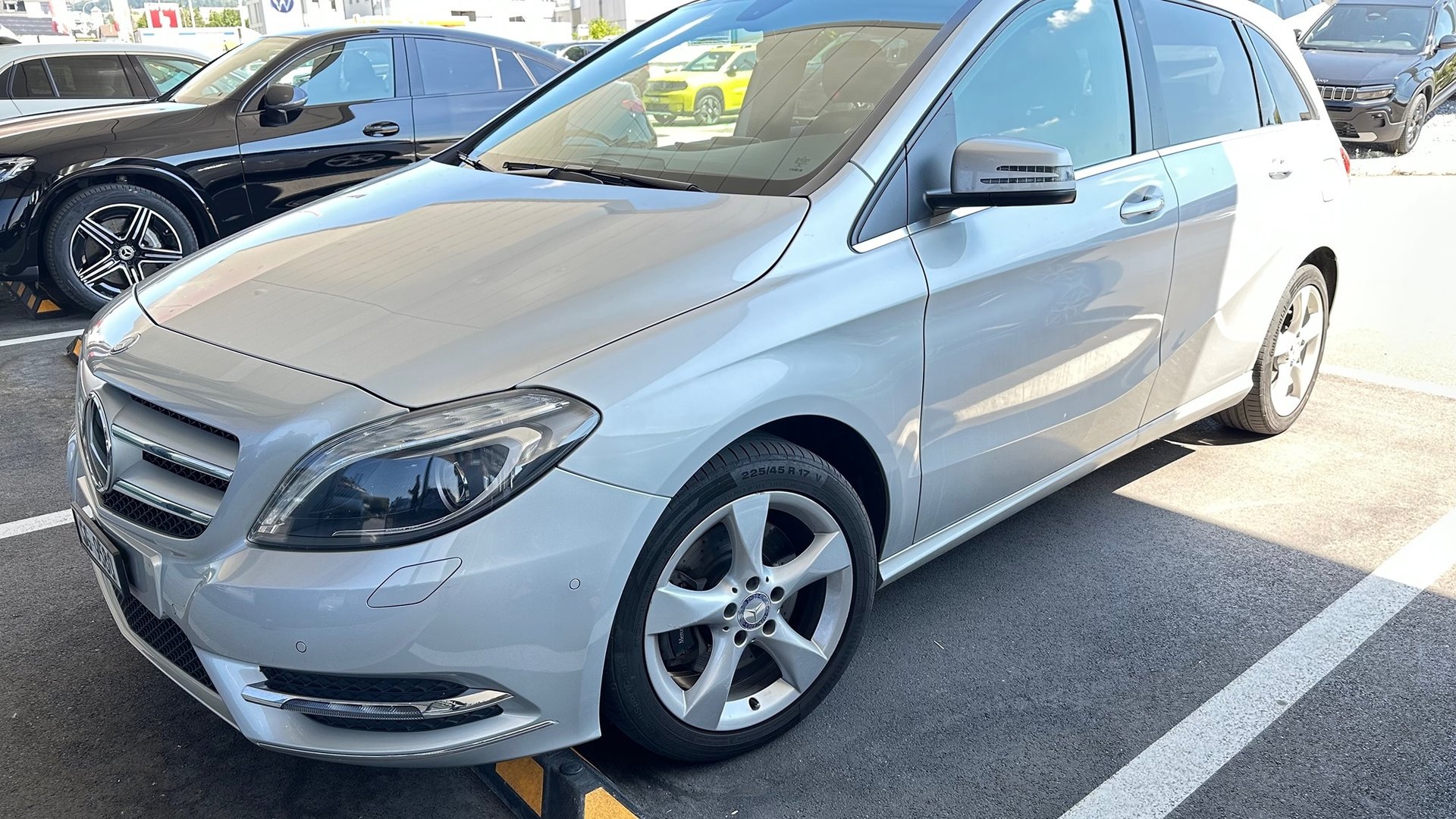 MERCEDES-BENZ B 220 4m