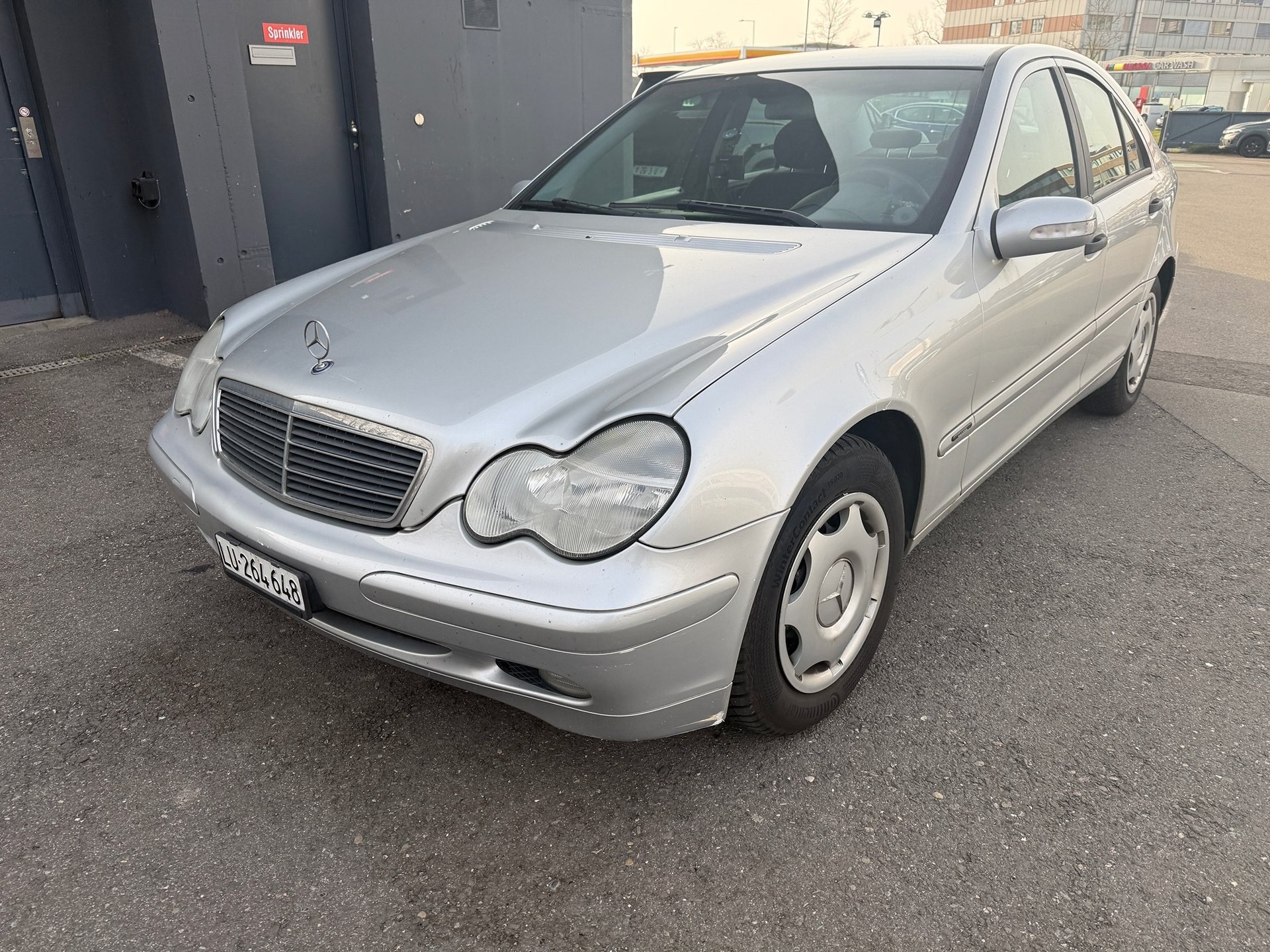 MERCEDES-BENZ C 180 K