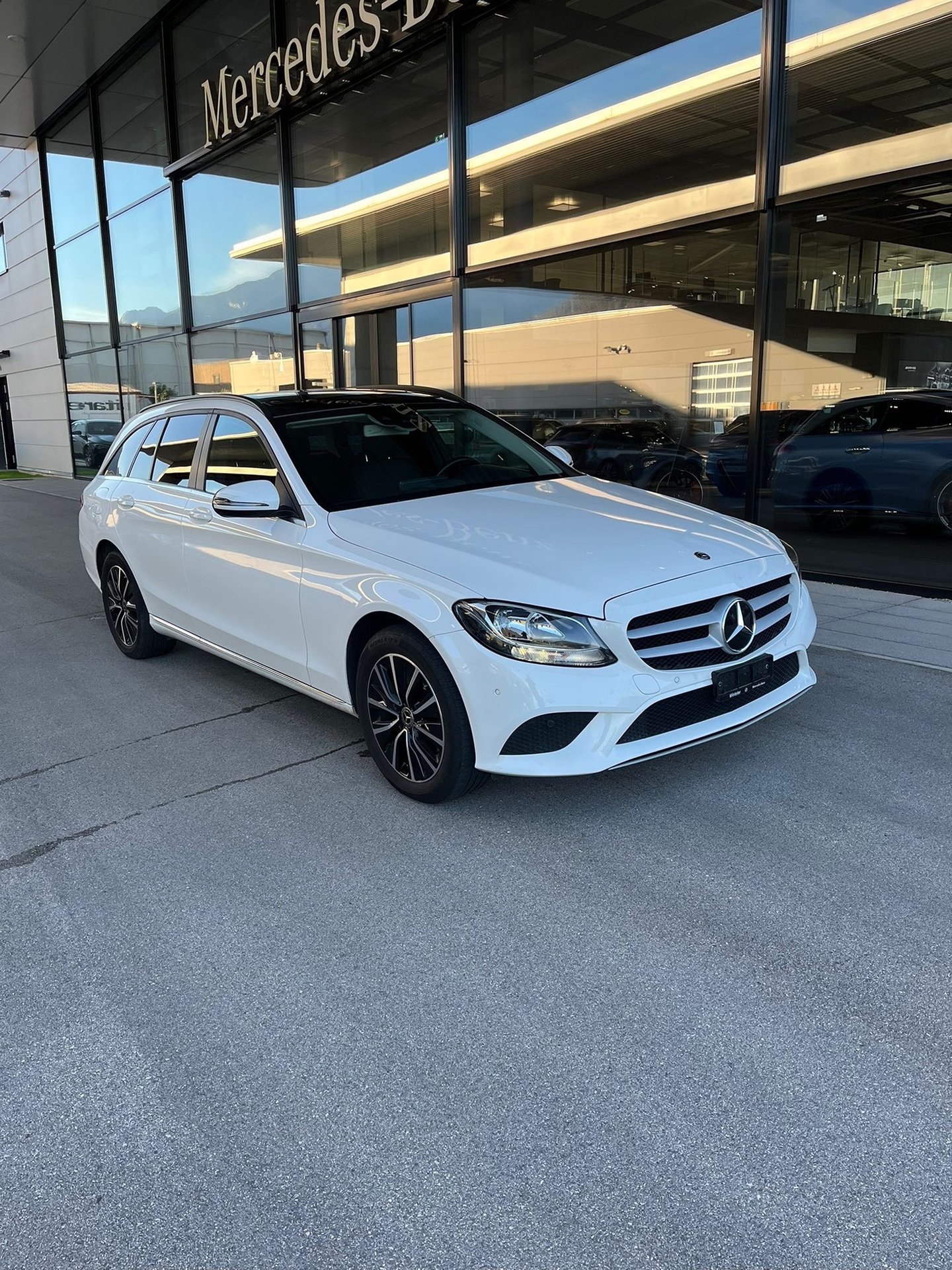 MERCEDES-BENZ C 220 d 4M Swiss Star