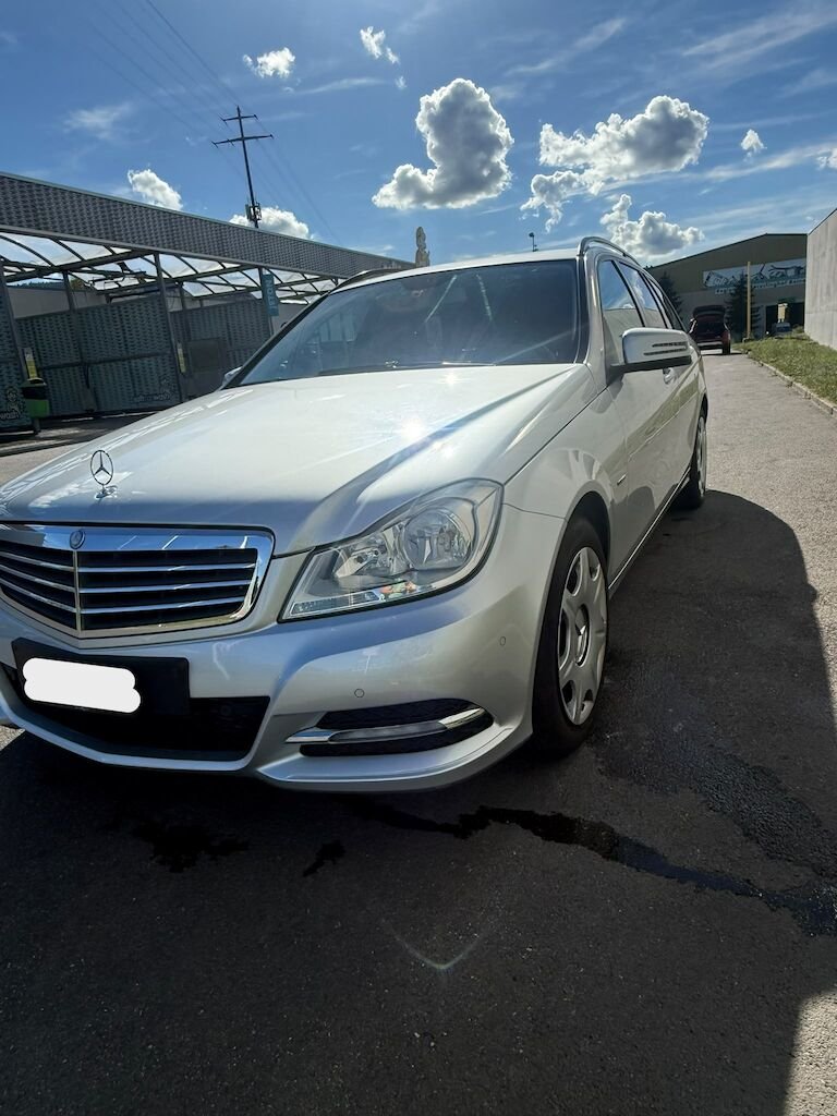 Mercedes-Benz C 220 d 4MATIC
