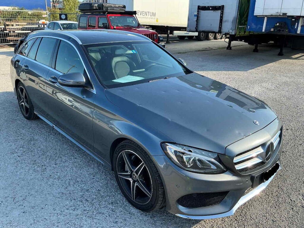 MERCEDES-BENZ C 220 D AMG LINE
