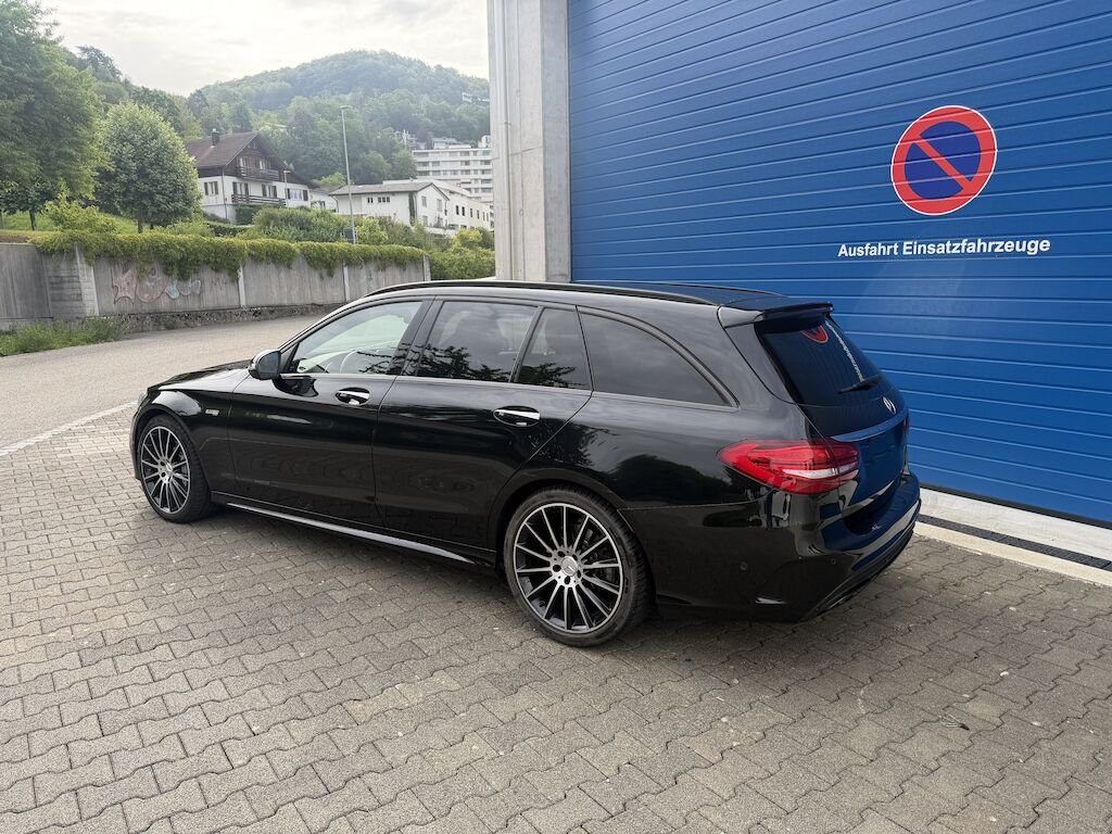 Mercedes-Benz C43 AMG