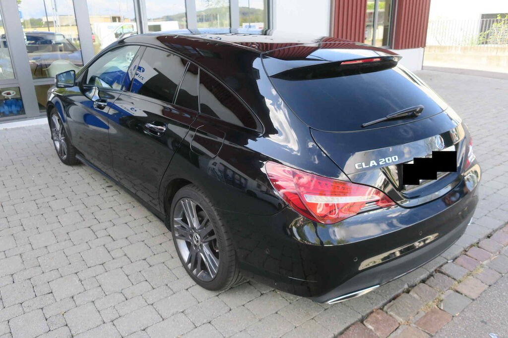 MERCEDES-BENZ CLA 200 NIGHT STAR