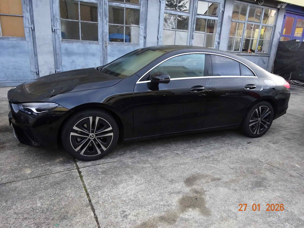 MERCEDES-BENZ CLA SB 180
