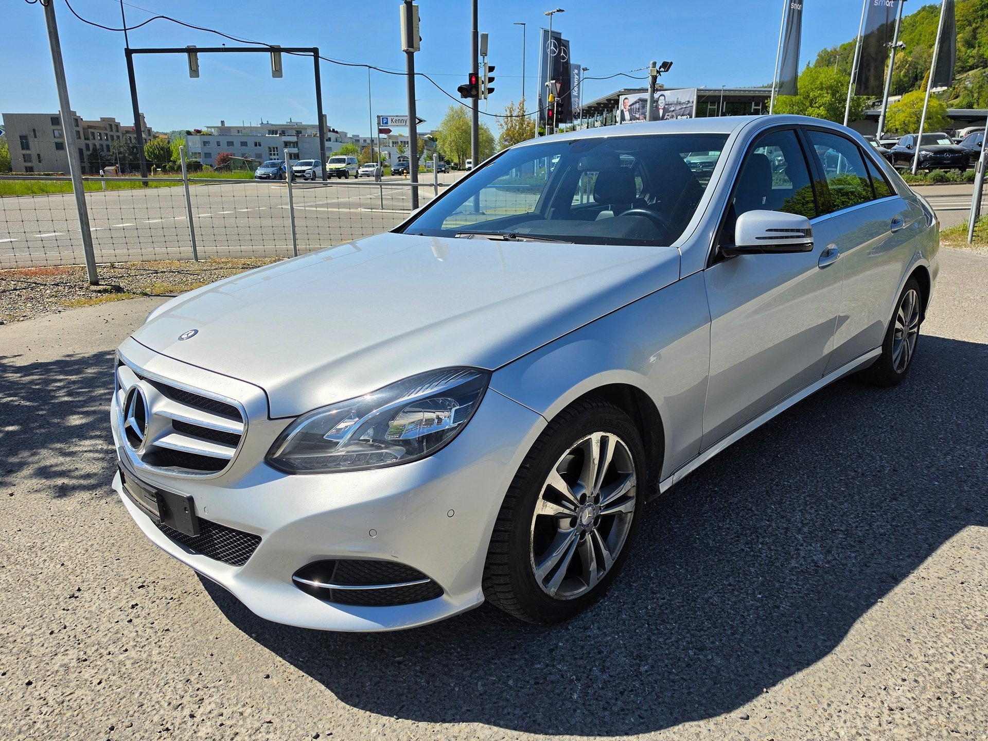 MERCEDES-BENZ E 200 CDI