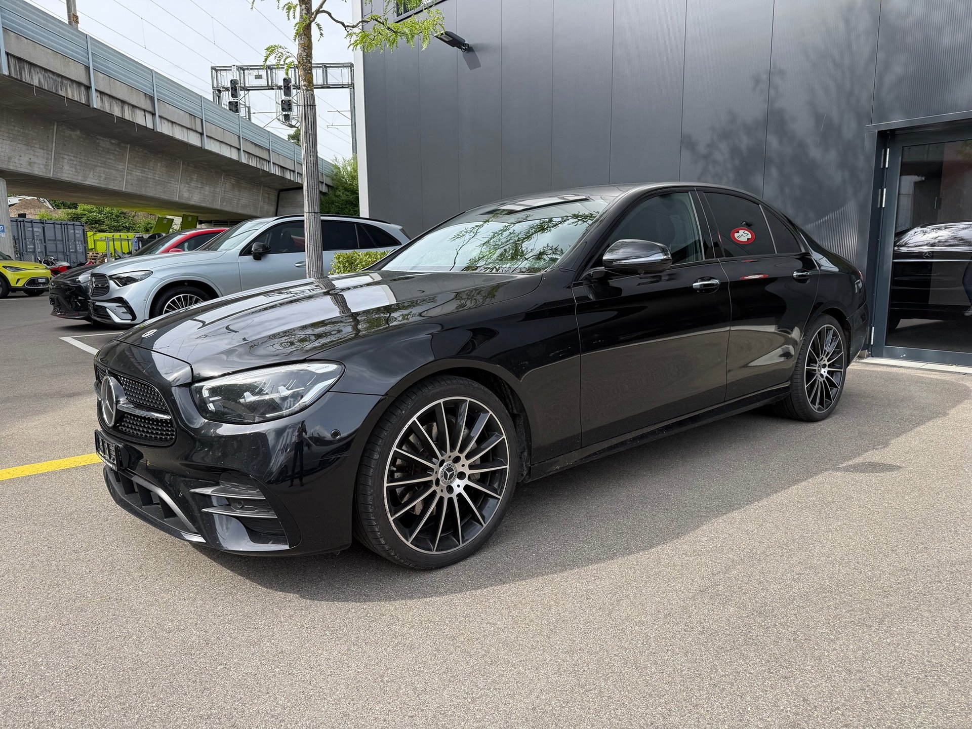 MERCEDES-BENZ E 220 d 4MATIC