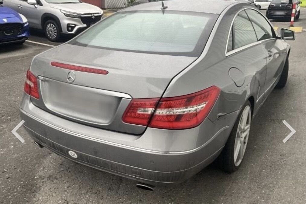 Mercedes Benz E 300 CGI