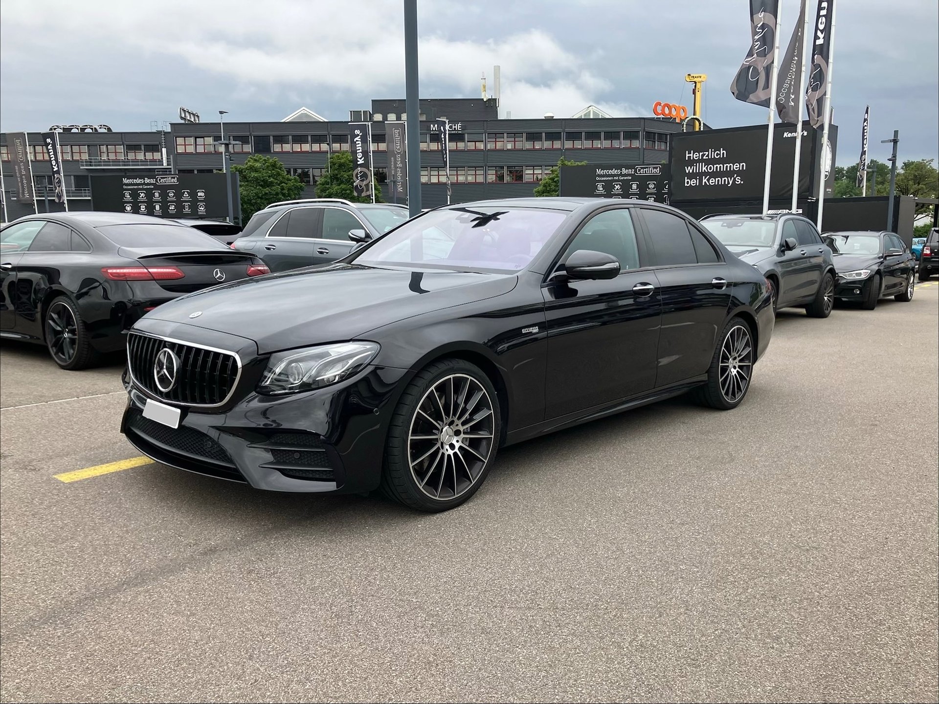MERCEDES-BENZ E 43 AMG 4MATIC Limousine
