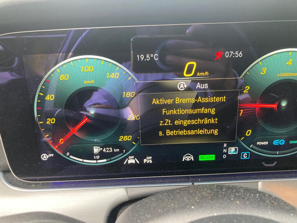 Mercedes-Benz E Limousine (BM 213)(08.2016->)