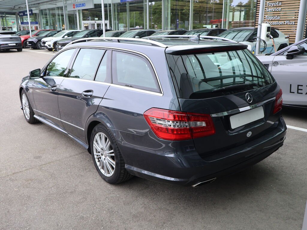Mercedes Benz E350 CDI T 4m
