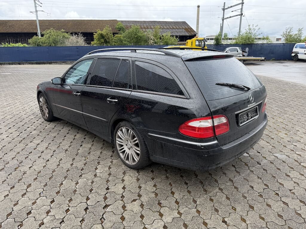Mercedes Benz E500 T 4matic