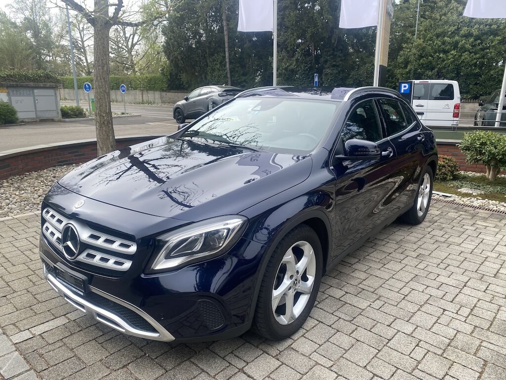 Mercedes Benz GLA