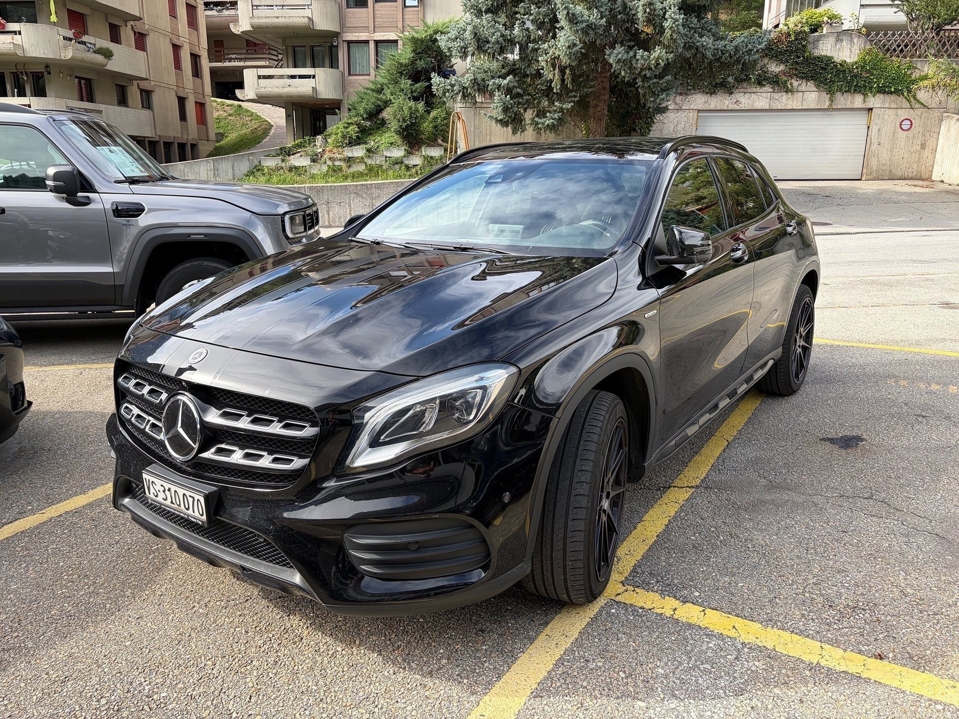 MERCEDES-BENZ GLA 250 4m