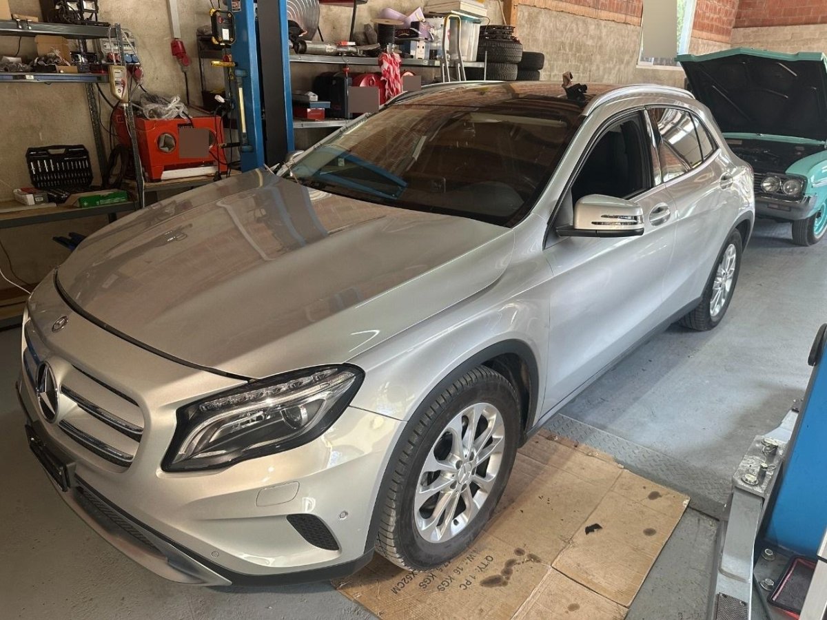 Mercedes-Benz GLA 250 4MATIC [156.946], 211 HP