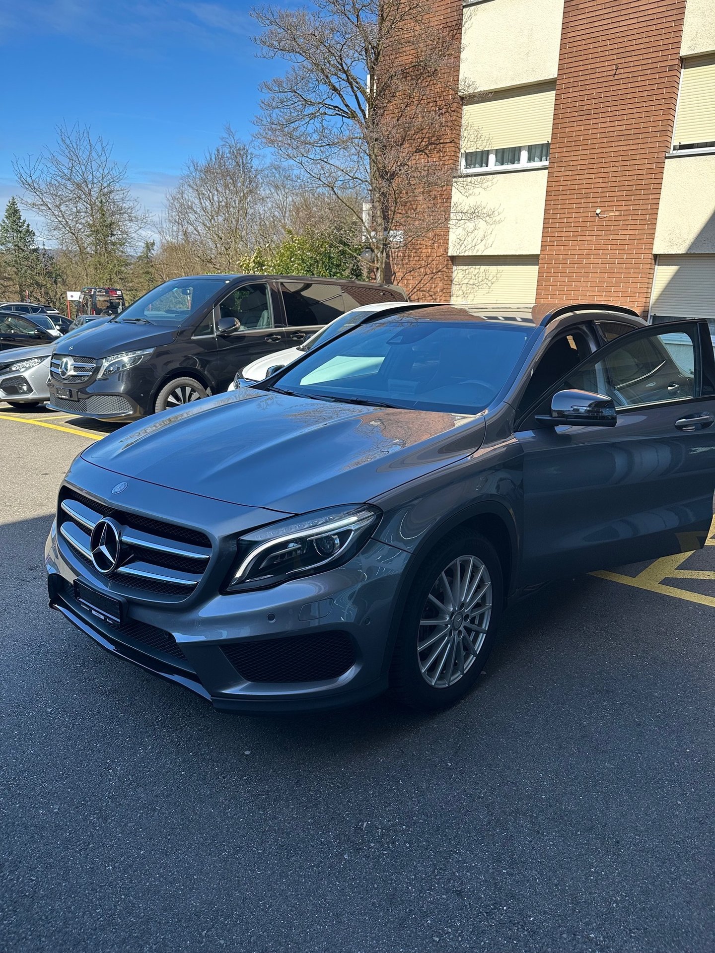 MERCEDES-BENZ GLA200 d 4m