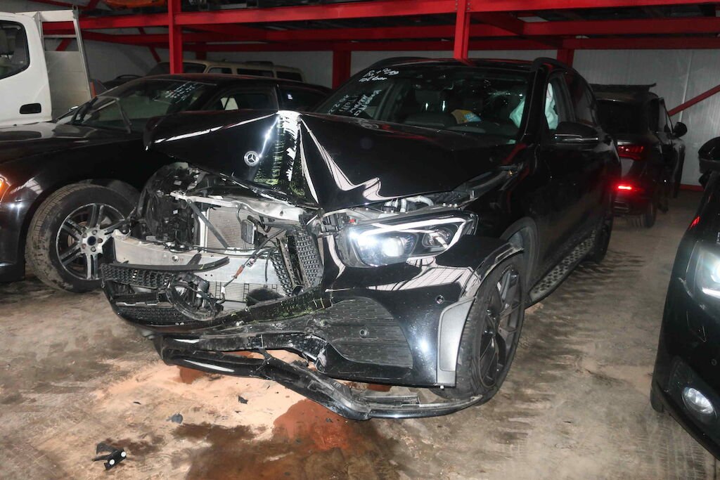 MERCEDES-BENZ GLC 200 AMG LINE 4MATIC