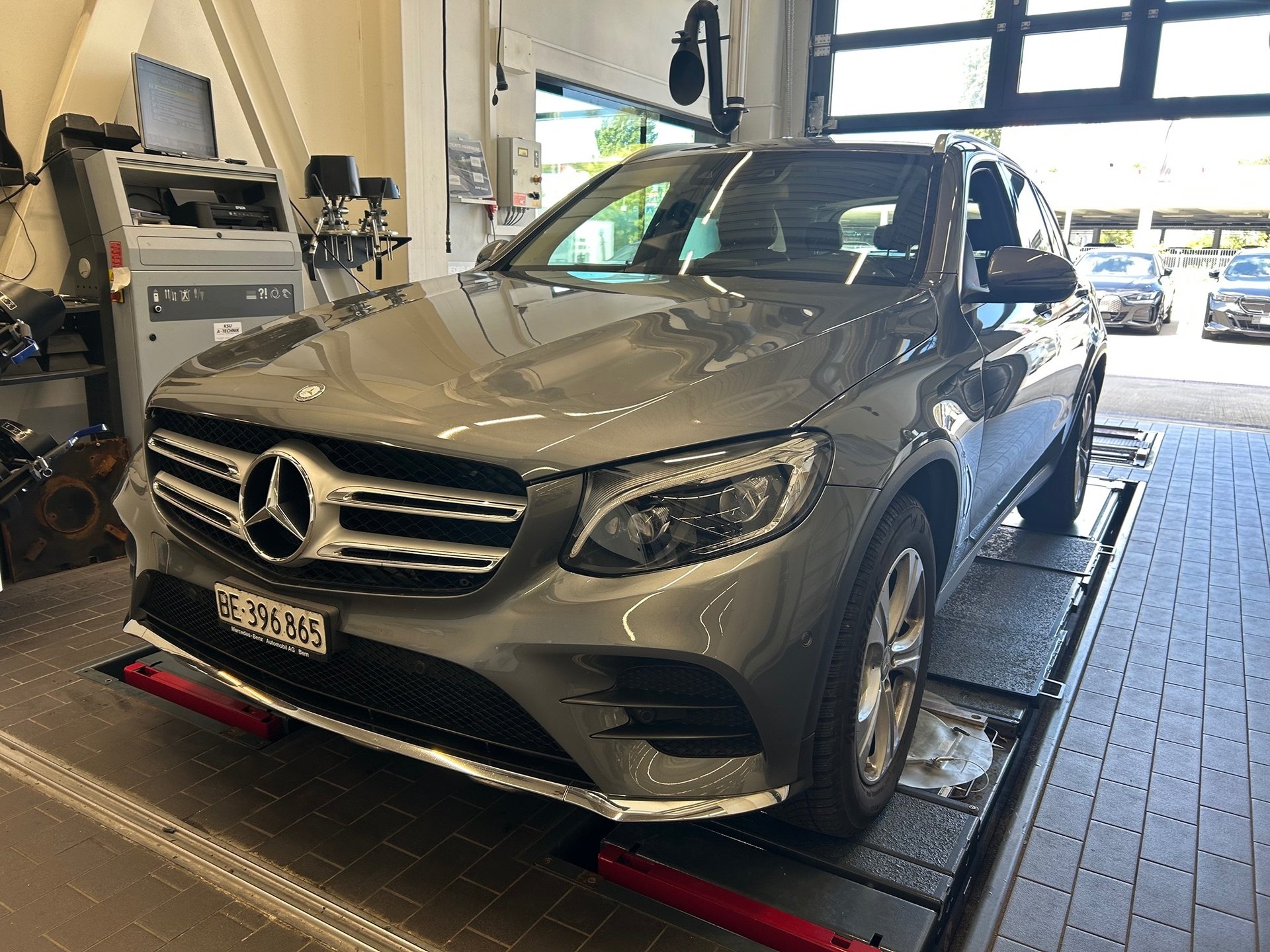 MERCEDES-BENZ GLC 250d EC
