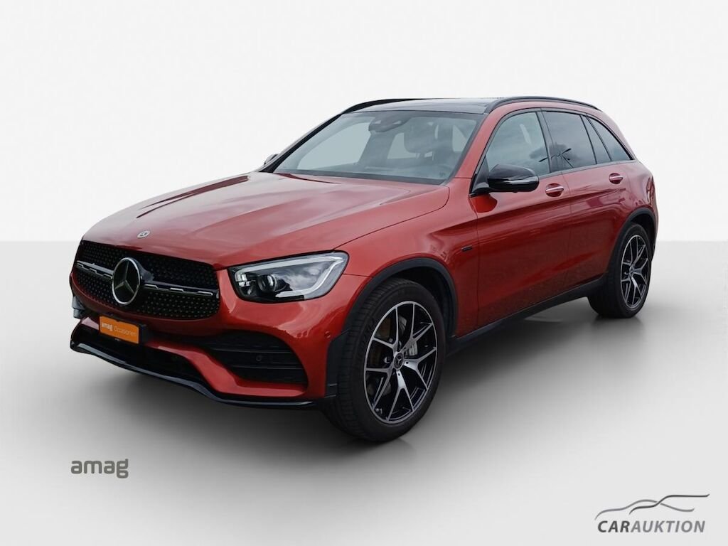 Mercedes Benz GLC 300 e AMG Line 4Matic 211PS