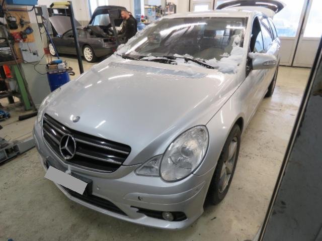 Mercedes-Benz R-Klasse W251 R 300 V6 CDI BlueEF