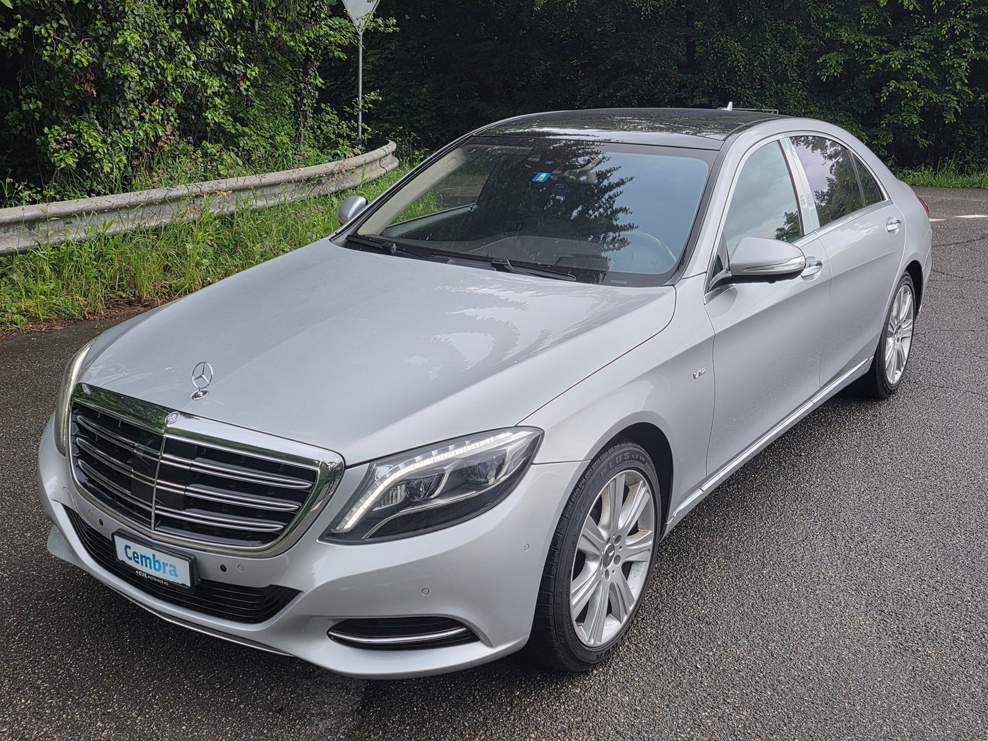 MERCEDES-BENZ S600