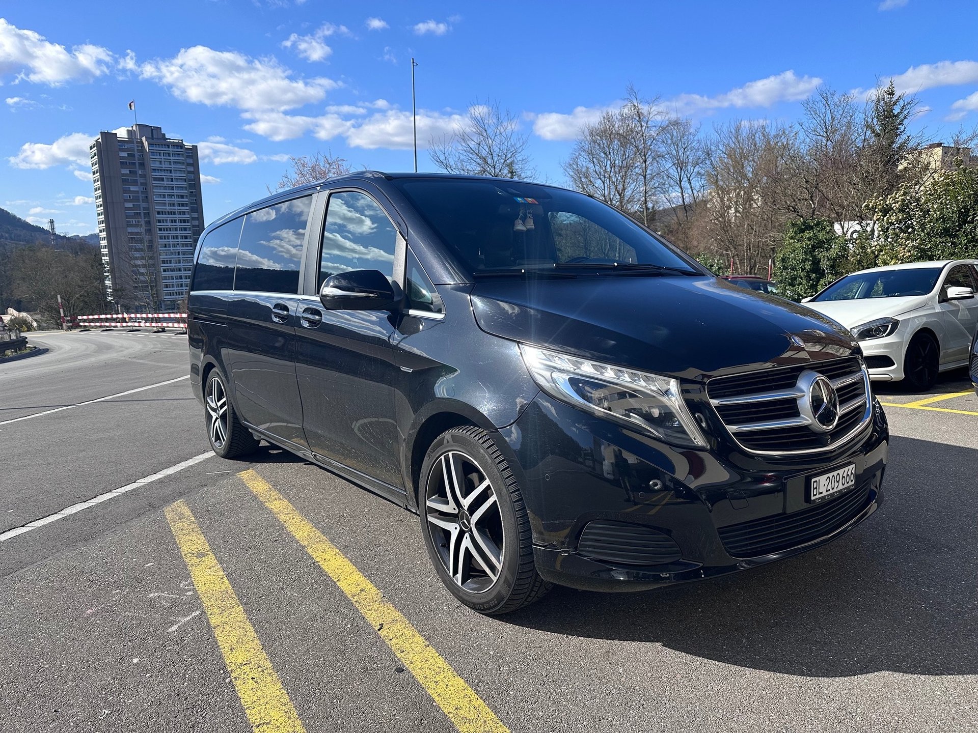 MERCEDES-BENZ V250 BT