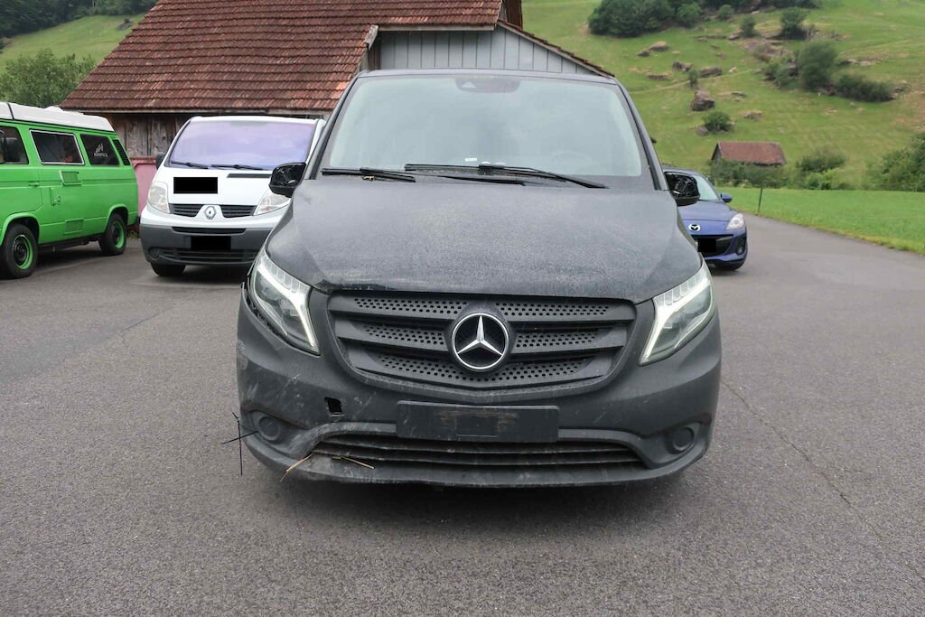 MERCEDES-BENZ VITO 111 CDI