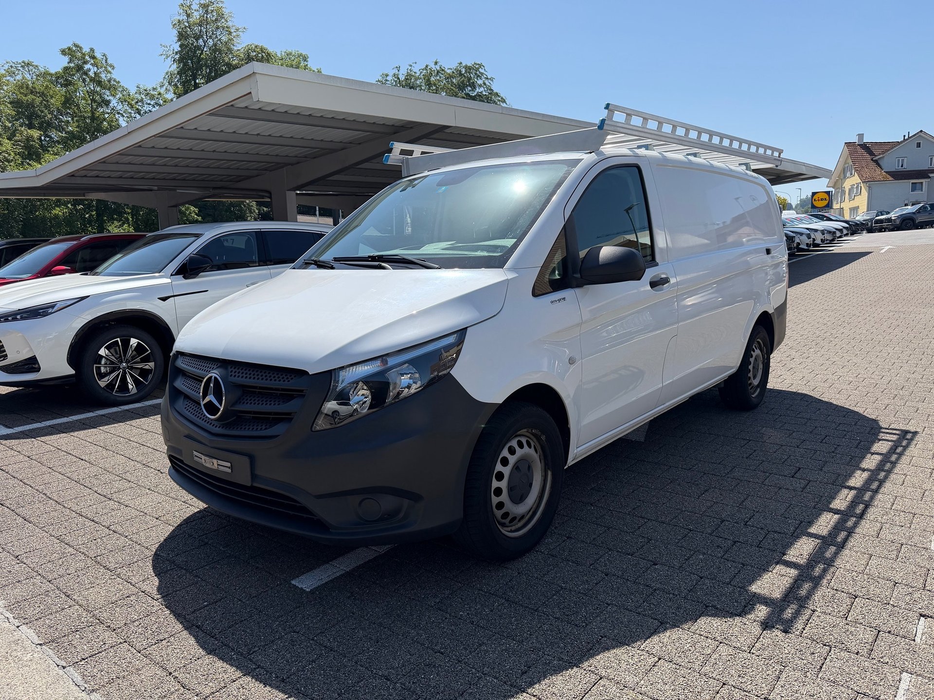 MERCEDES-BENZ Vito119BT4x4