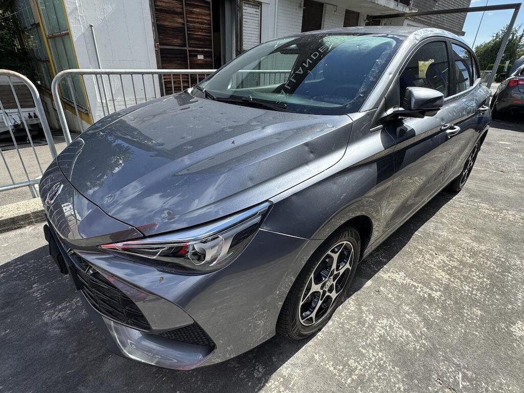 MG 3 1.5 Hybrid Luxury