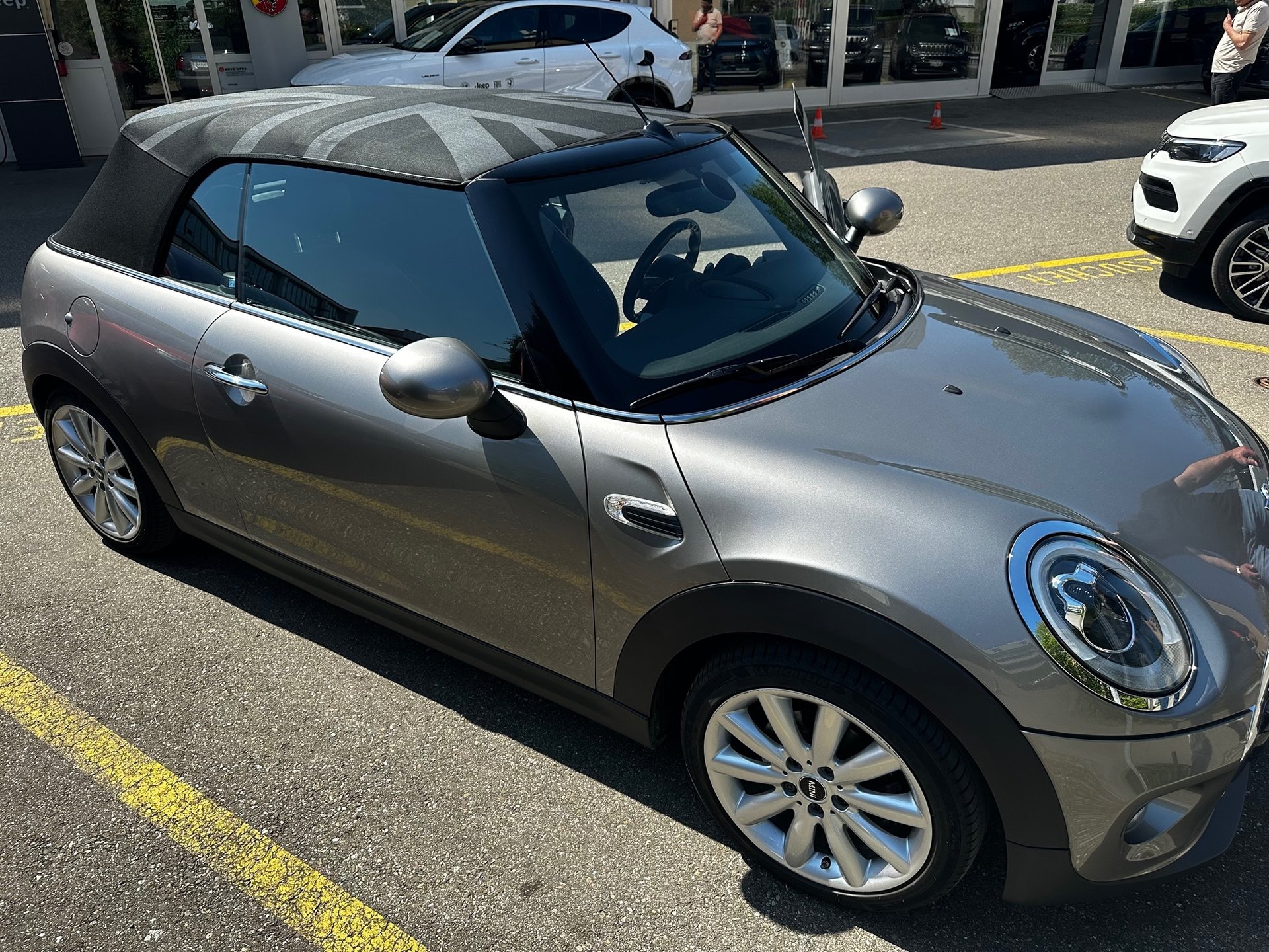 MINI Cooper Cabrio