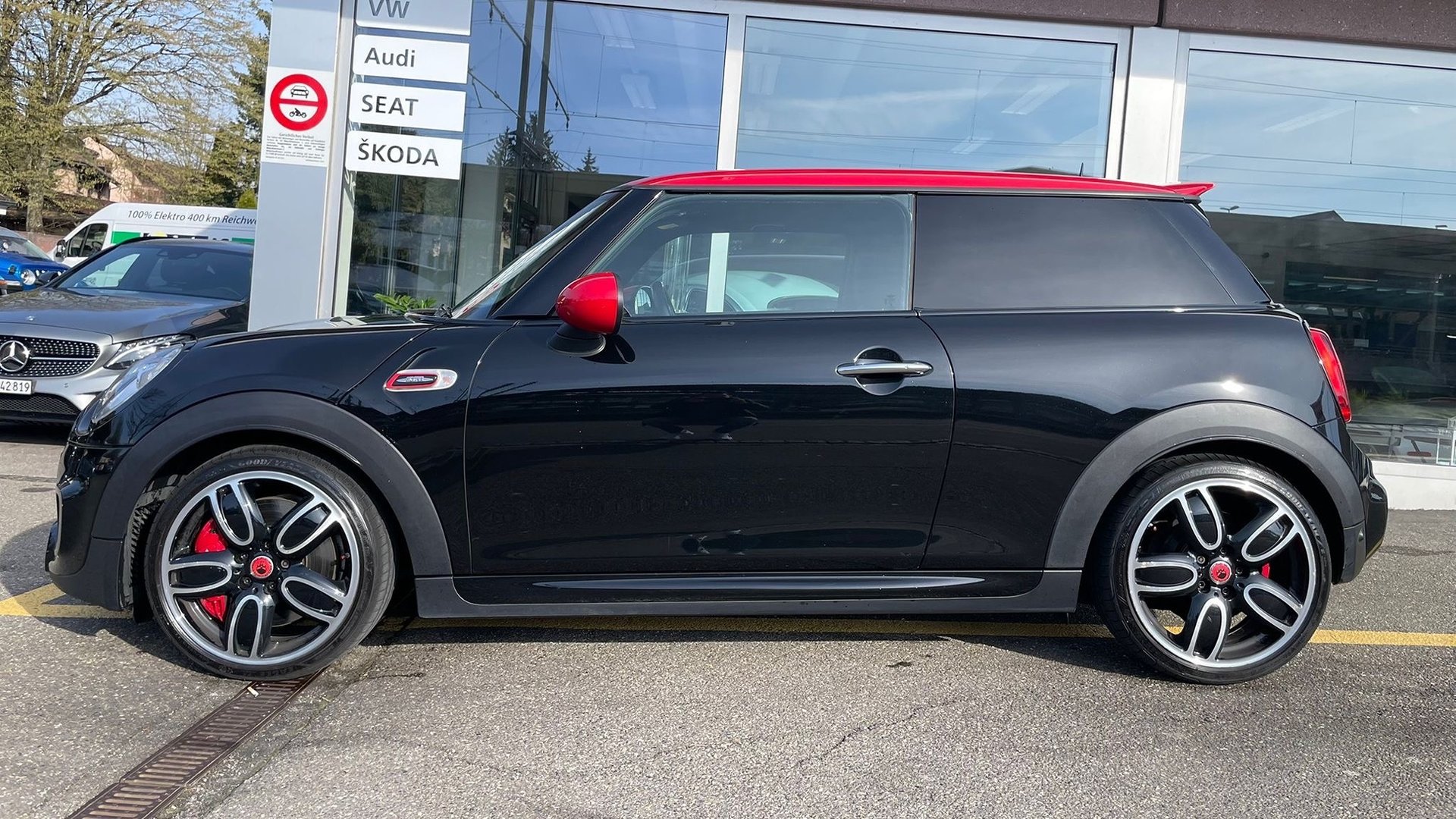 MINI Cooper John Cooper Works Steptronic