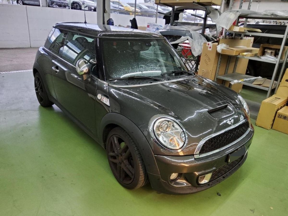 Mini Cooper S 1.6, 184 HP