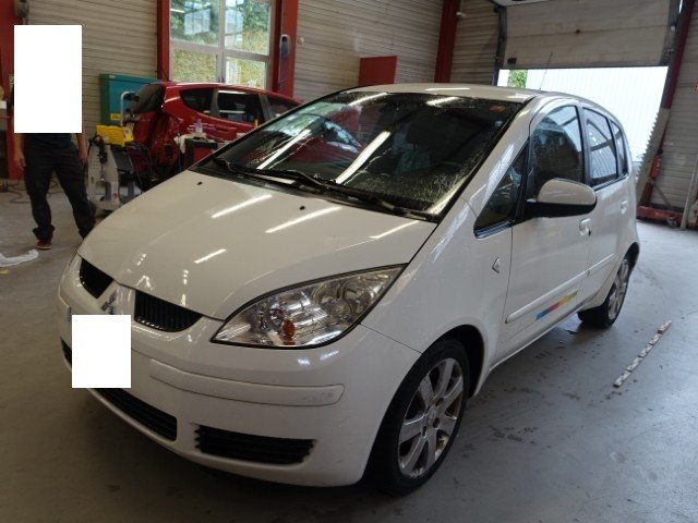 Mitsubishi COLT Limousine
