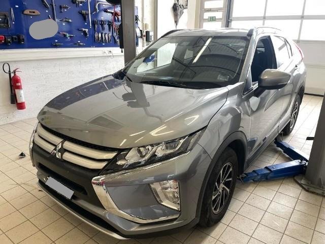 Mitsubishi ECLIPSE CROSS Limousine