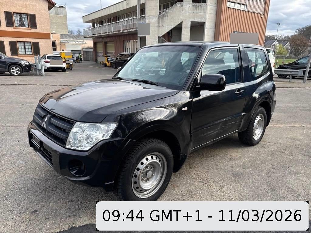 MITSUBISHI Pajero 3.2DI-D SwissProf, 200 HP