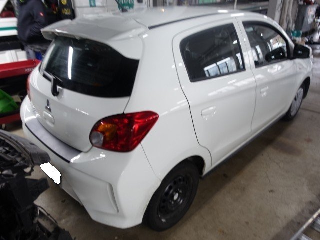 Mitsubishi SPACE STAR 1.2 INFORM Limousine