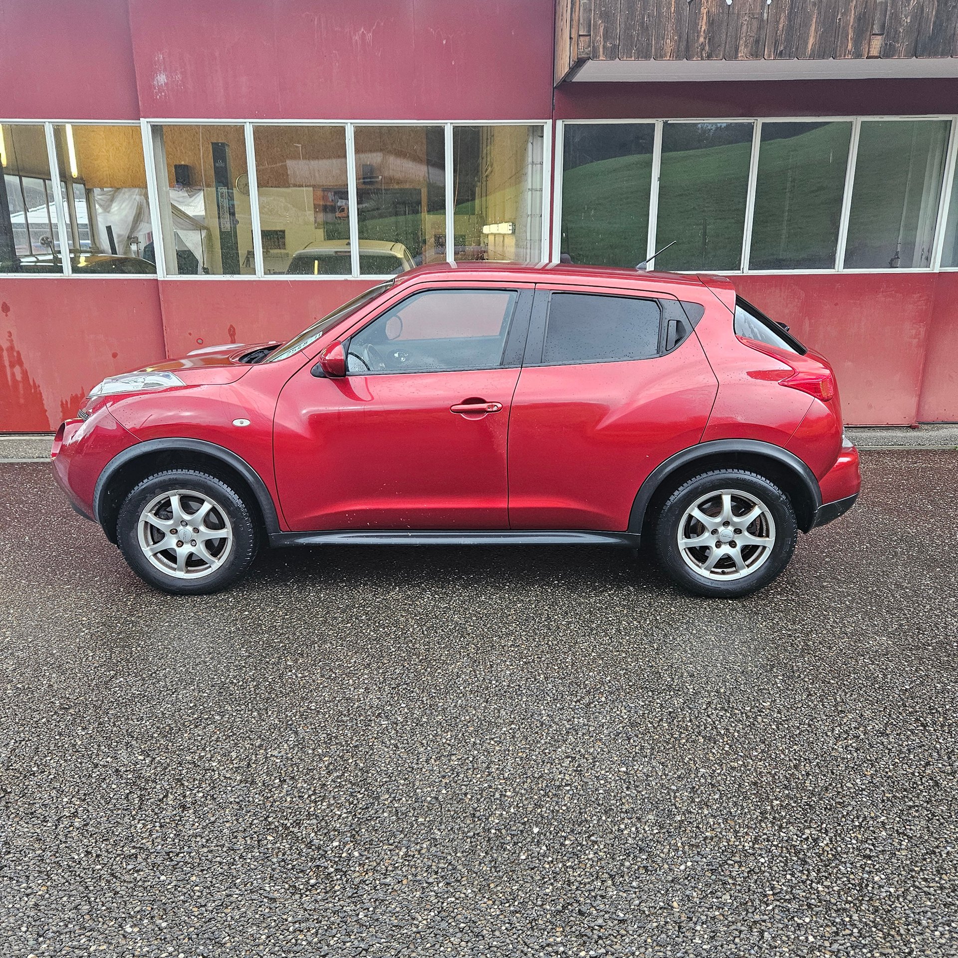 NISSAN Juke