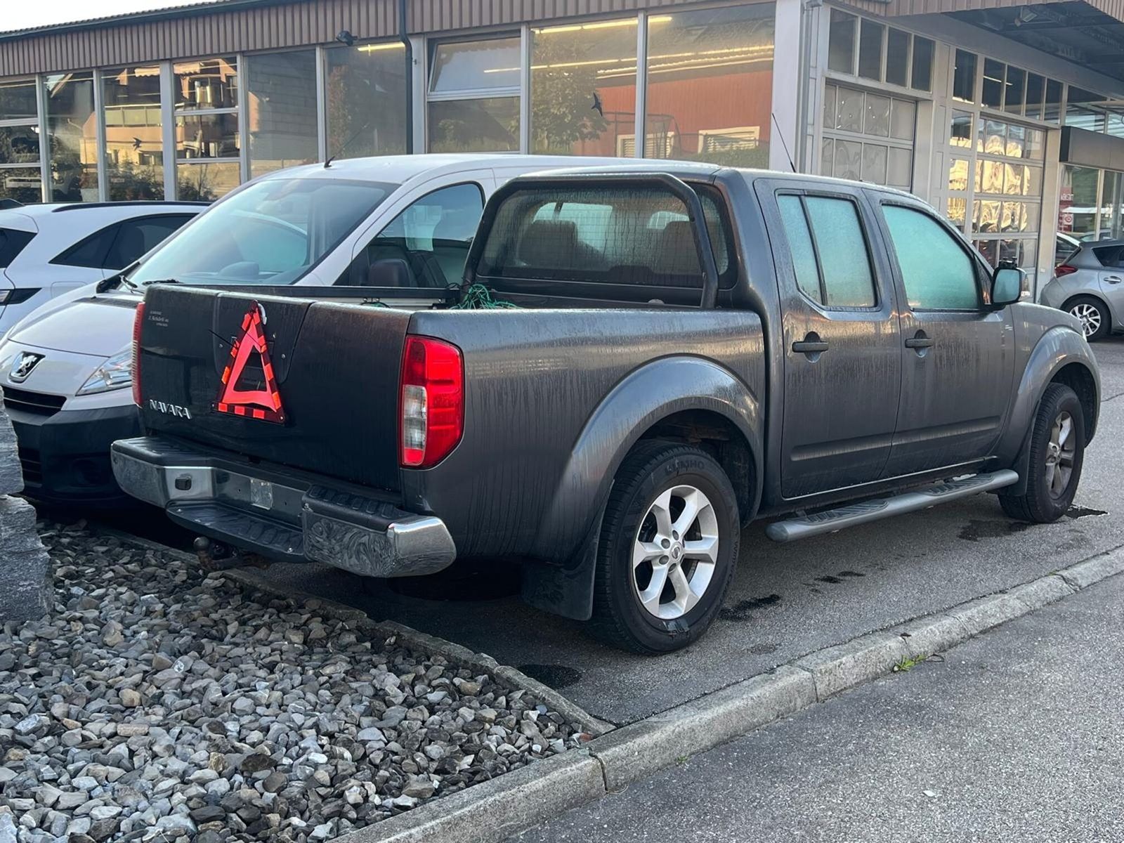 NISSAN Navara DC 4WD