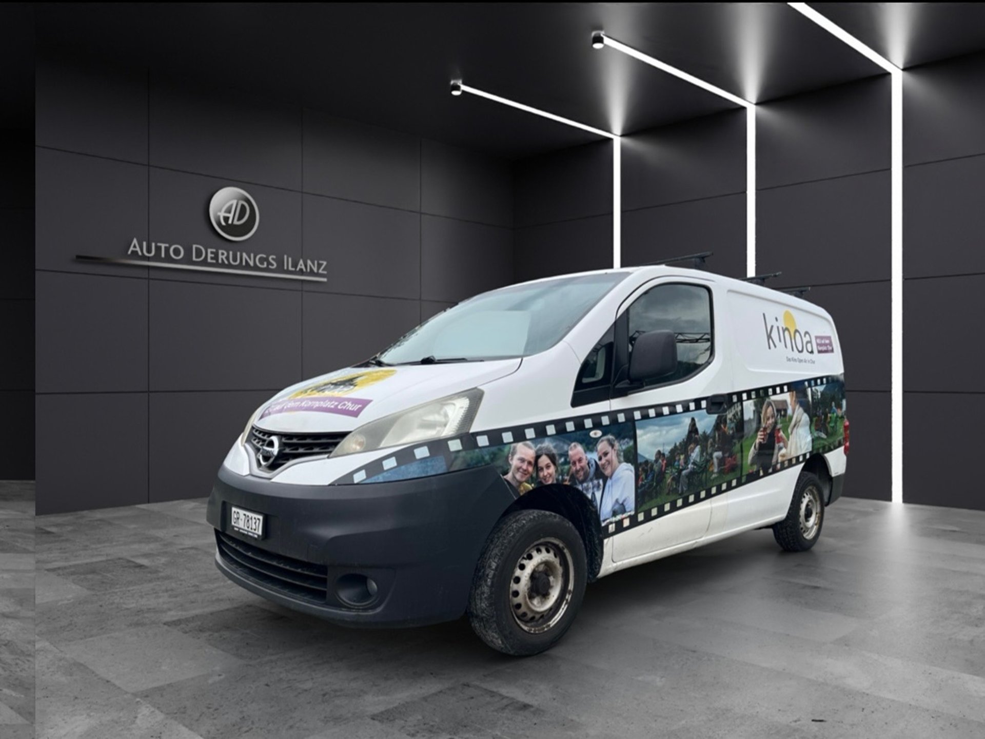 NISSAN NV200