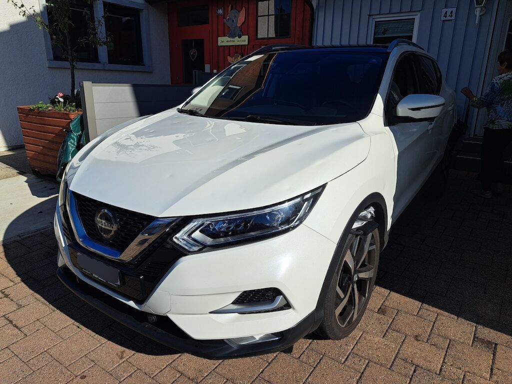 Nissan Qashqai 1.3 DIG-T 158 Akari