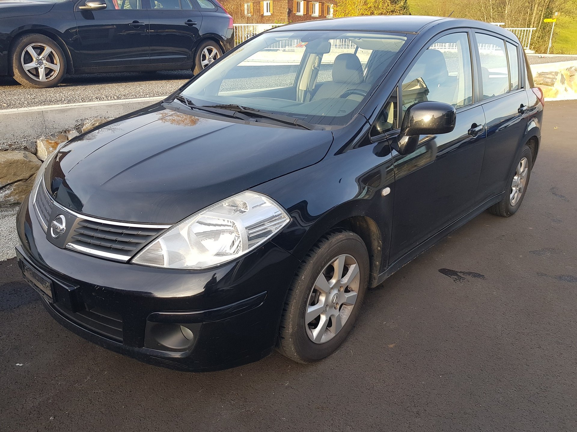 NISSAN Tiida 1.8 16V 5T
