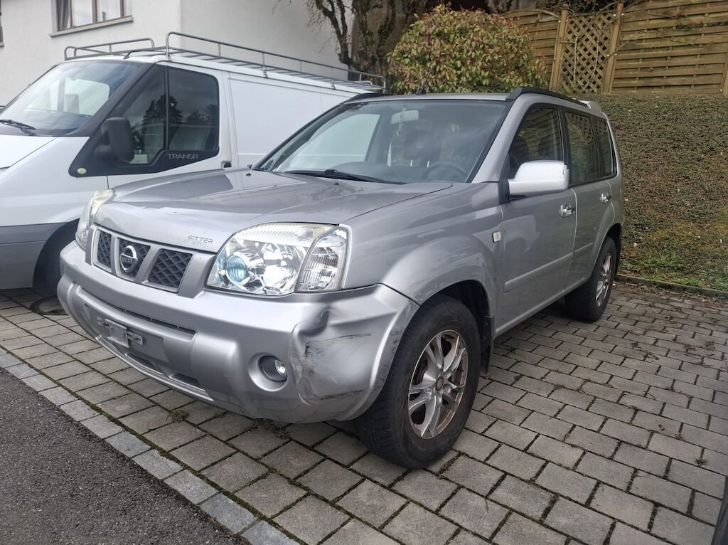 Nissan X-Trail 2.2 dCi Elegance