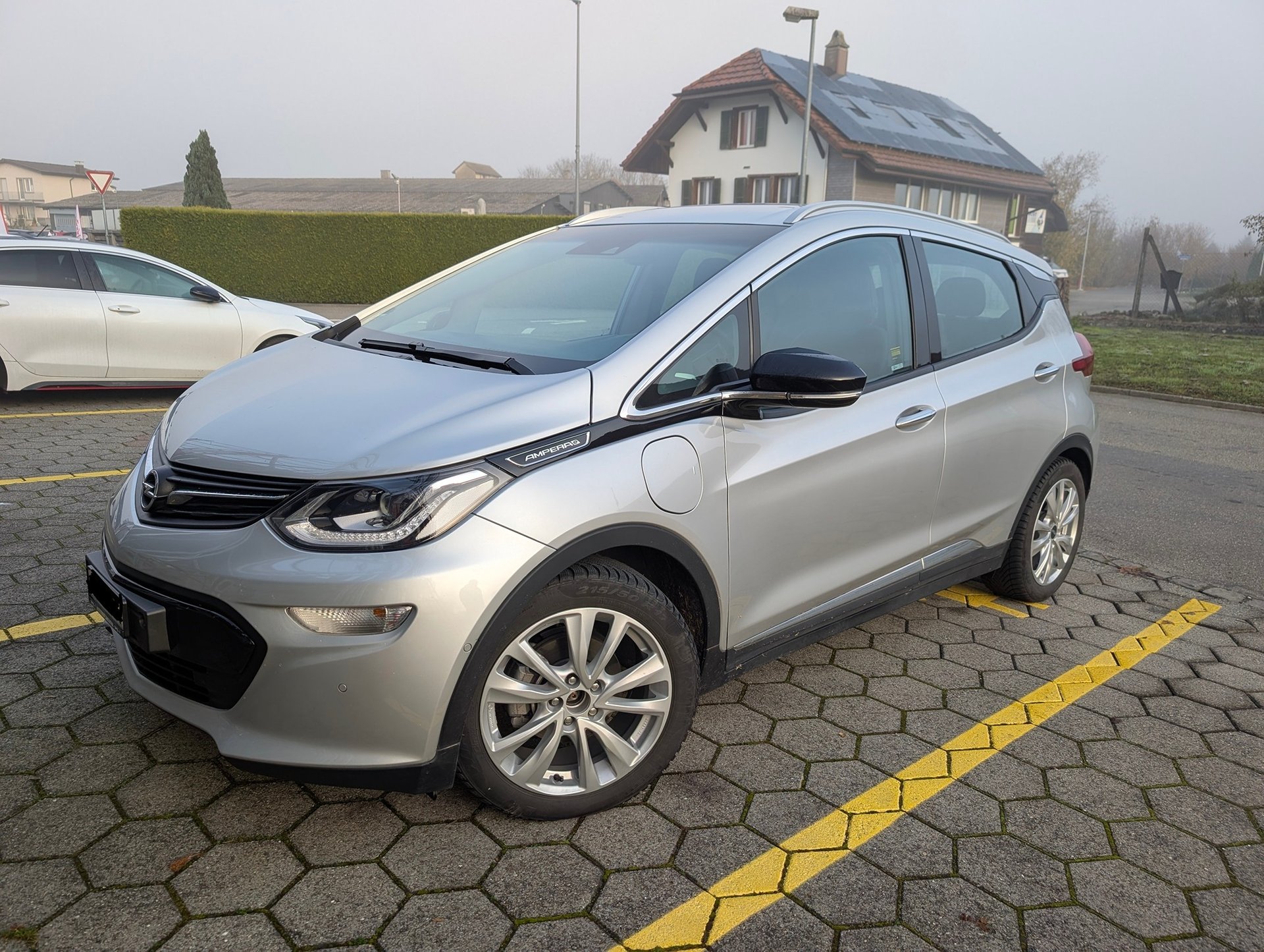 OPEL Ampera-e