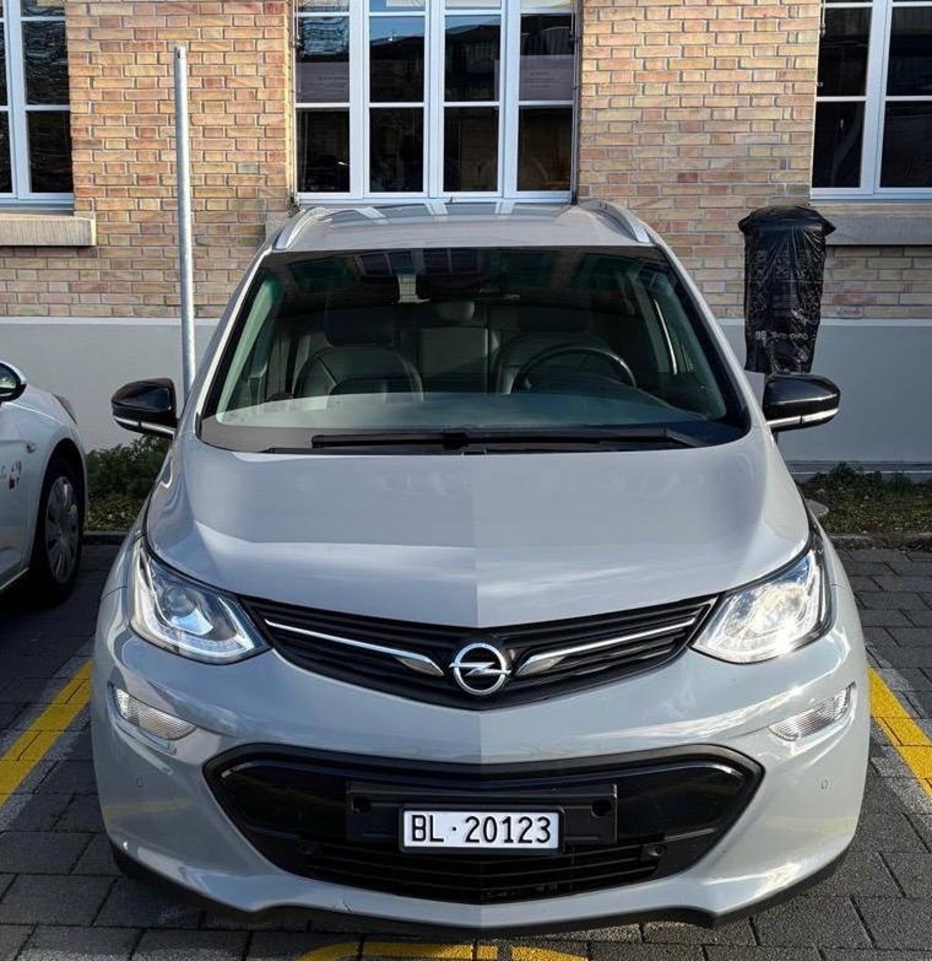 OPEL Ampera-e